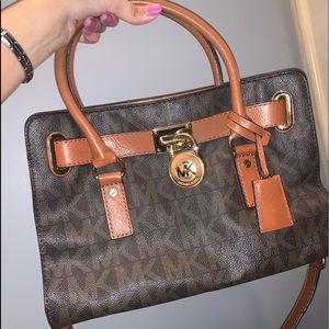 Michael kors purse
